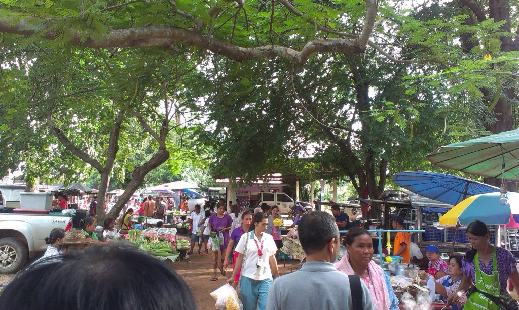 Roadside Sunday market in Thailand
